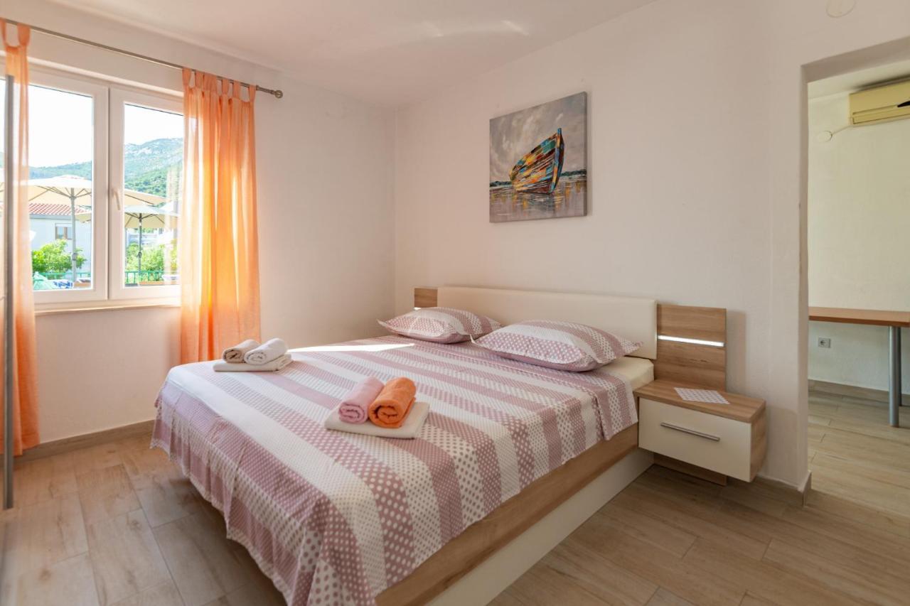 Navis Sea View Apartment With Pool Makarska Luaran gambar