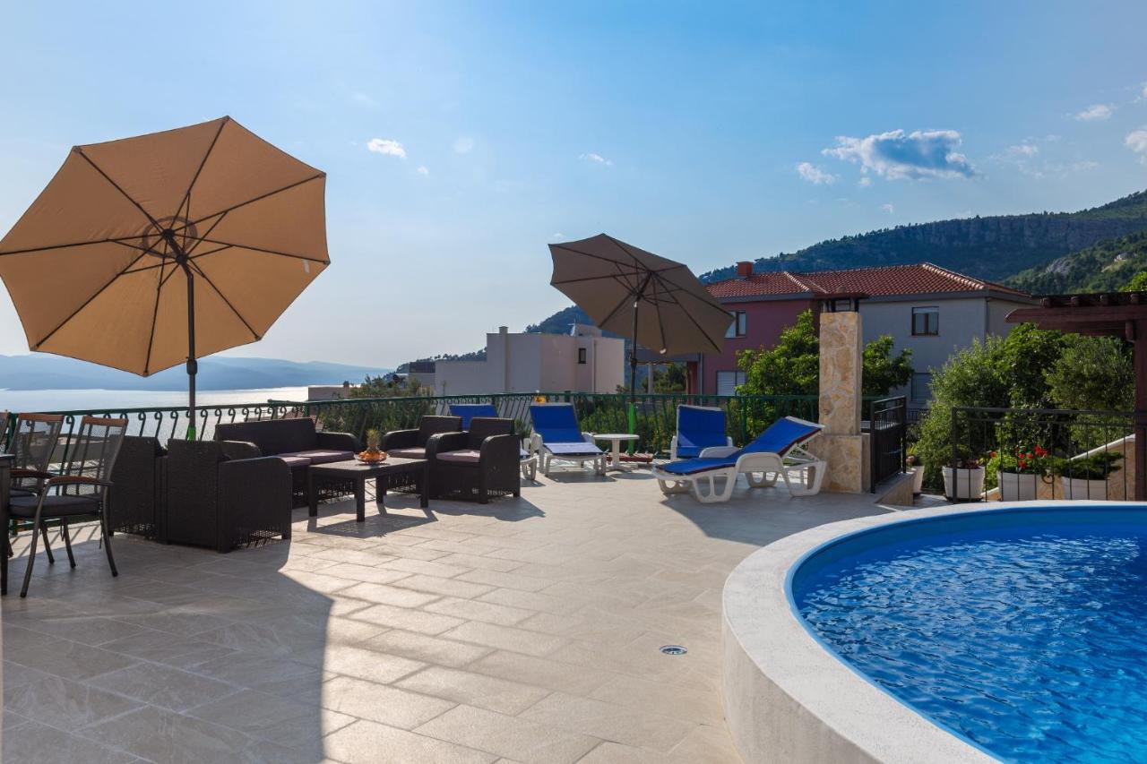 Navis Sea View Apartment With Pool Makarska Luaran gambar